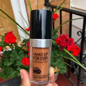 MUFE Ultra HD Foundation (R520)